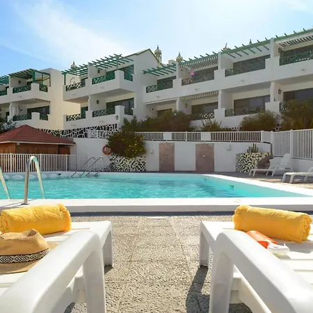 Delightful Front Apartment. Sunrise Views! Apartman *
