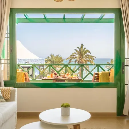 Delightful Front Apartment. Sunrise Views! Apartman Playa del Aguila